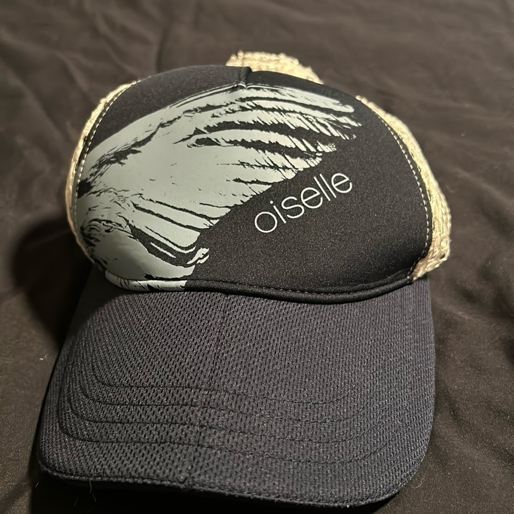 Oiselle Trucker Hat